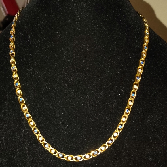 unsearched Jewelry - Elegant Gold and Blue Necklace